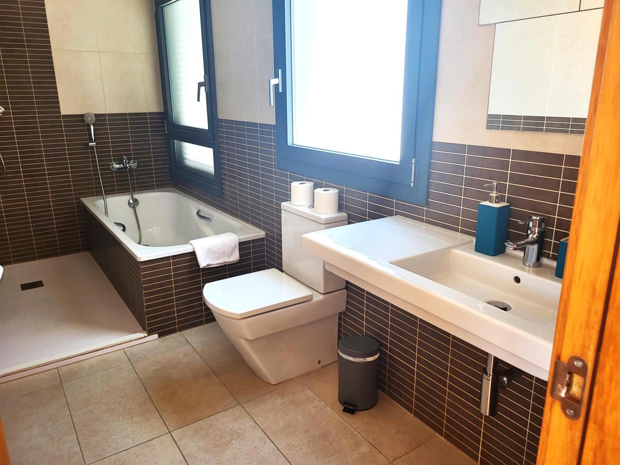 Roses Casc Antic Sl Sabater 2 Apartment Ngoại thất bức ảnh